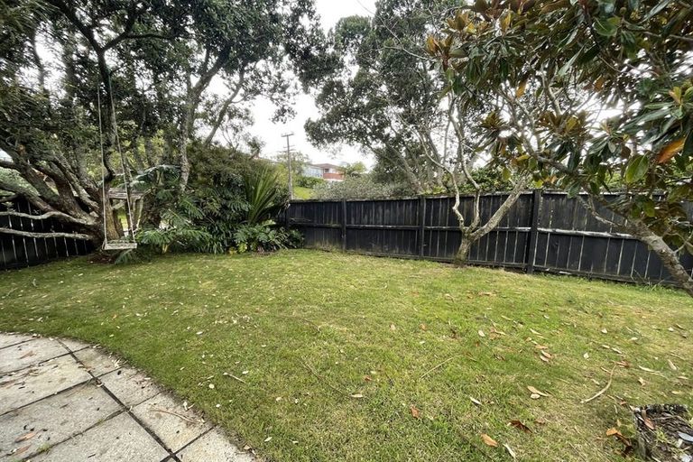 Photo of property in 25 Alamein Avenue, Belmont, Auckland, 0622