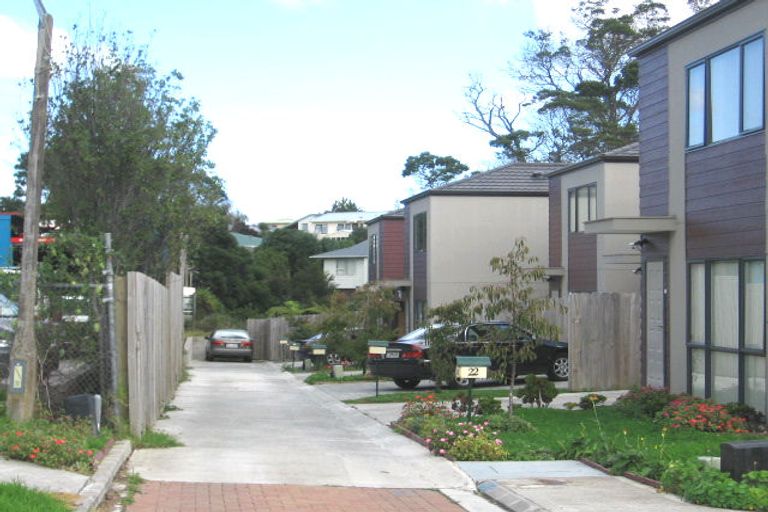 Photo of property in 20 Rakich Place, Henderson, Auckland, 0612