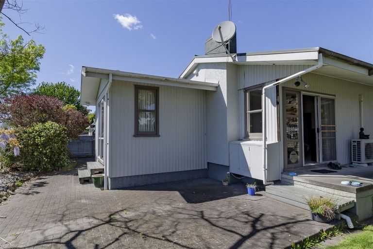 Photo of property in 33 Frickleton Street, Taradale, Napier, 4112