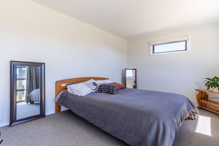 Photo of property in 35 Seagrass Place, Otaki Beach, Otaki, 5512