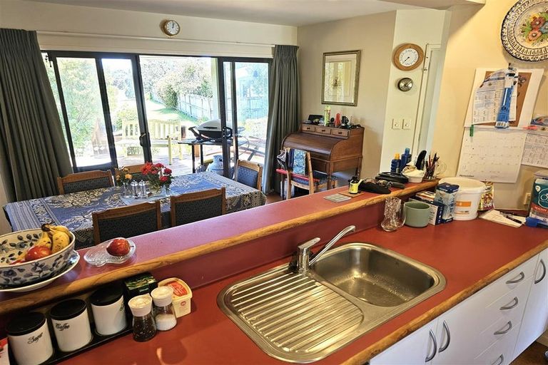 Photo of property in 111 Pinewood Court, Matarangi, Whitianga, 3592
