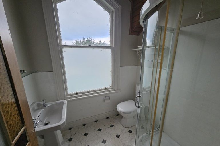 Photo of property in 74 Riverbank Road, Inch Clutha, Kaitangata, 9281