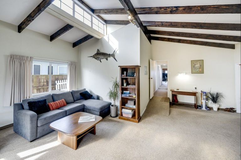 Photo of property in 109 North Shore Road, Eskdale, Napier, 4182