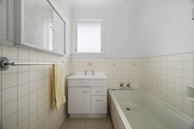 Photo of property in 5 Minerva Place, Sunnybrook, Rotorua, 3015