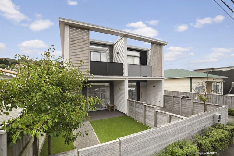 Photo of property in 6/59 The Parade, Island Bay, Wellington, 6023