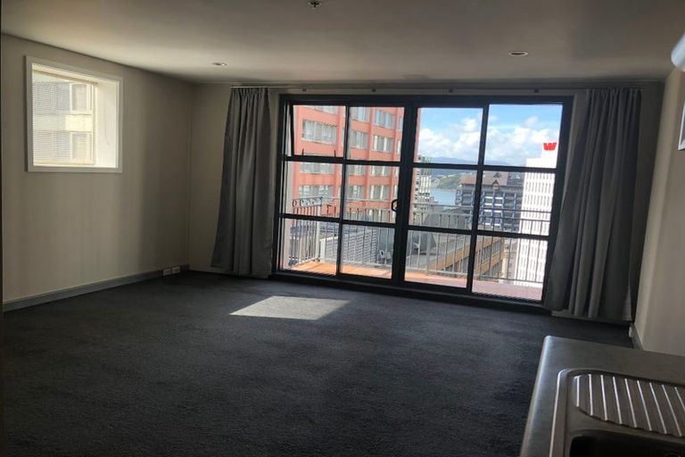 Photo of property in Atrium Towers, 8a/154 The Terrace, Wellington Central, Wellington, 6011