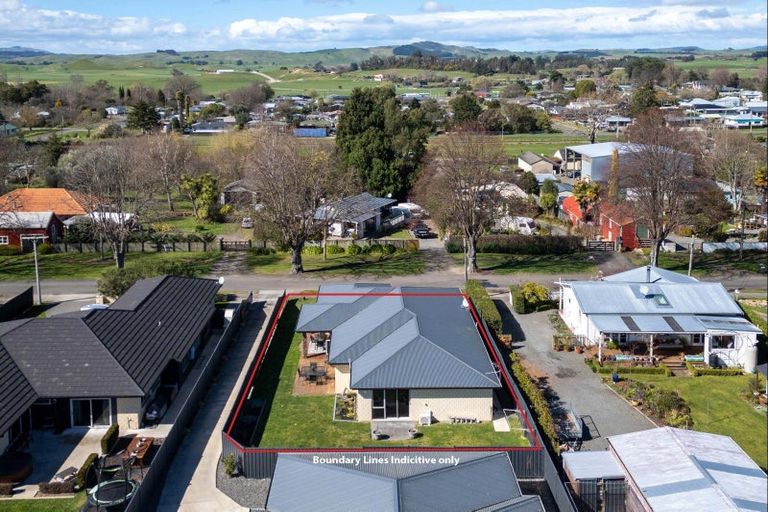 Photo of property in 7 Miller Street, Otane, 4202