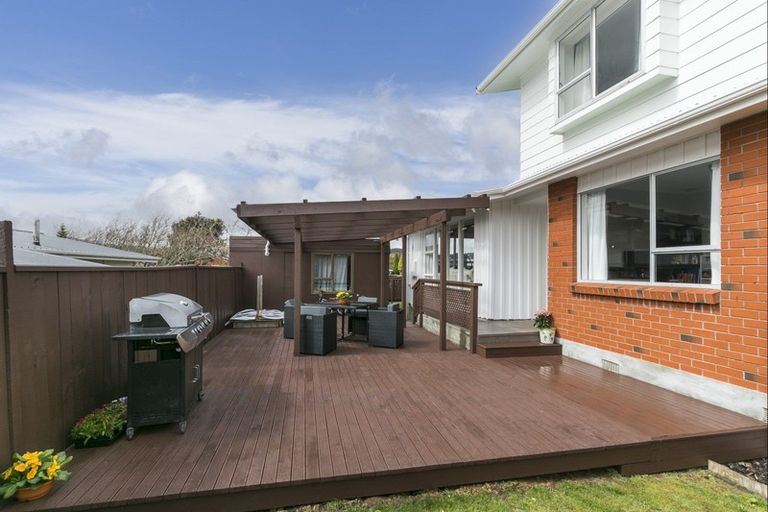 Photo of property in 13 Cranwell Street, Churton Park, Wellington, 6037