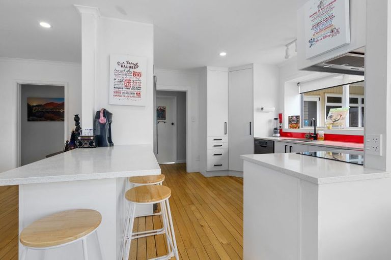 Photo of property in 46 Bowen Street, Cambridge, 3434