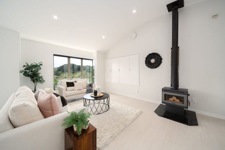 Photo of property in 5 Plumer Street, Johnsonville, Wellington, 6037