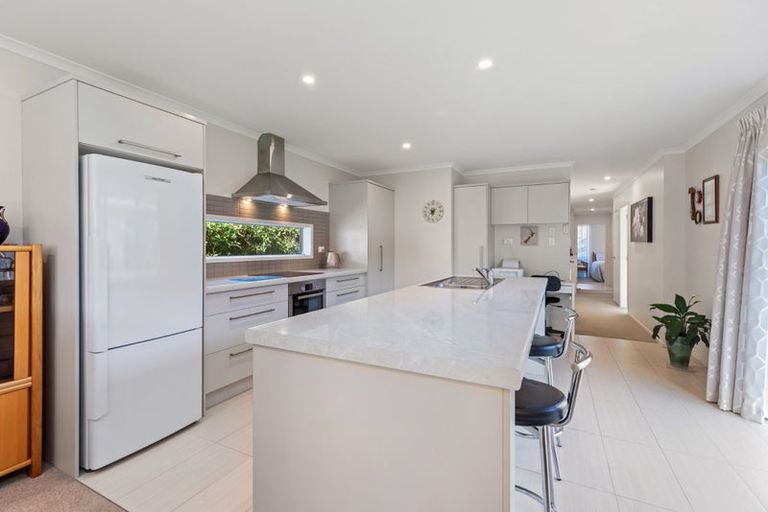 Photo of property in 27 Allington Place, Bethlehem, Tauranga, 3110