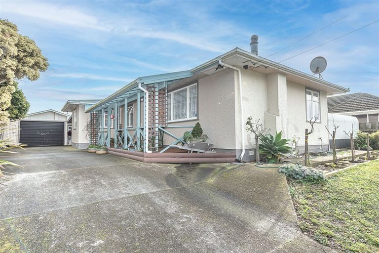 Photo of property in 87 Manuka Street, Castlecliff, Whanganui, 4501