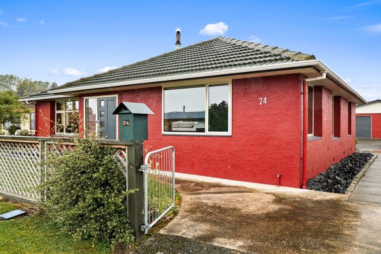 Photo of property in 24 Roseness Street, Palmerston, 9430