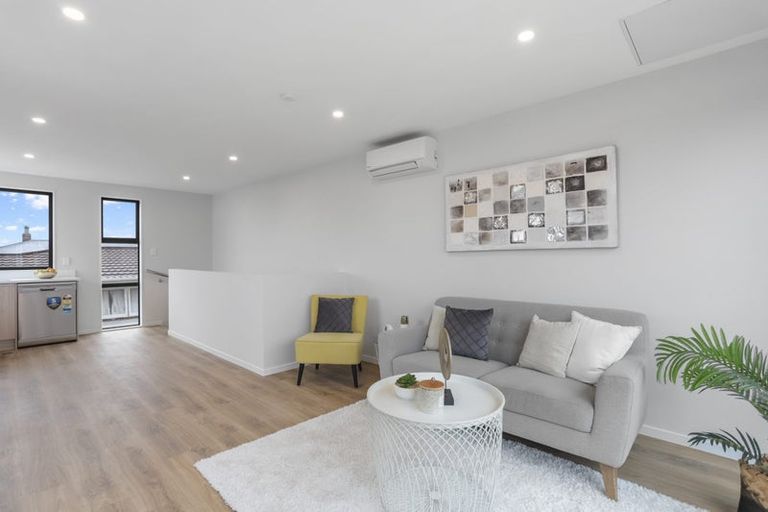 Photo of property in Tauhara Ridge Drive, Richmond Heights, Taupo, 3330