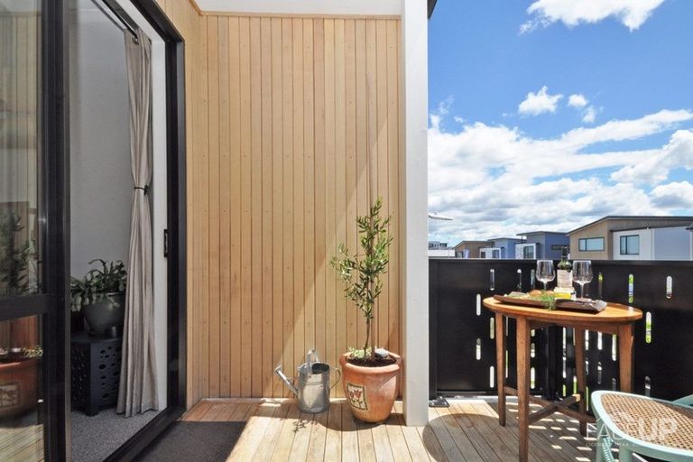 Photo of property in 7 Onekiritea Road, Hobsonville, Auckland, 0616