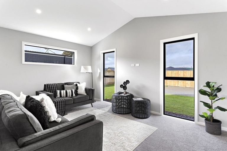 Photo of property in 6 Farley Avenue, Greytown, 5712