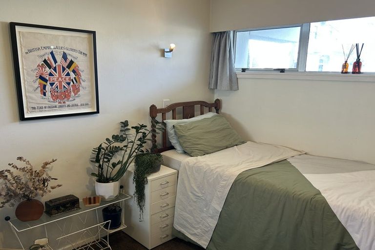 Photo of property in 7/4 Claremont Grove, Mount Victoria, Wellington, 6011