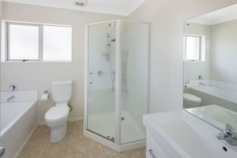 Photo of property in 19a Wantwood Grove, Churton Park, Wellington, 6037