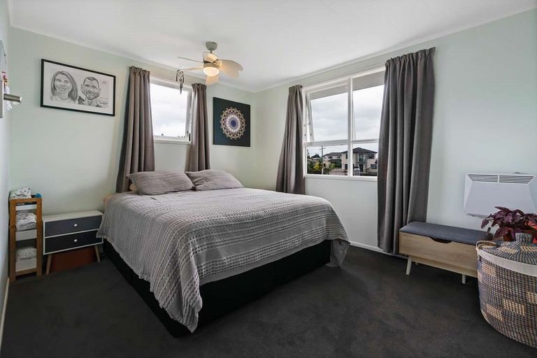 Photo of property in 32 Mervan Street, Mangere East, Auckland, 2024