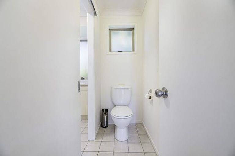 Photo of property in 188a Henderson Valley Road, Henderson, Auckland, 0612