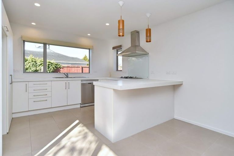 Photo of property in 679a Gloucester Street, Linwood, Christchurch, 8062
