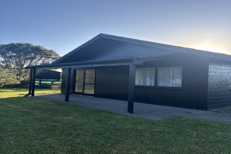 Photo of property in 78a Koraha Road, Kumeu, 0892