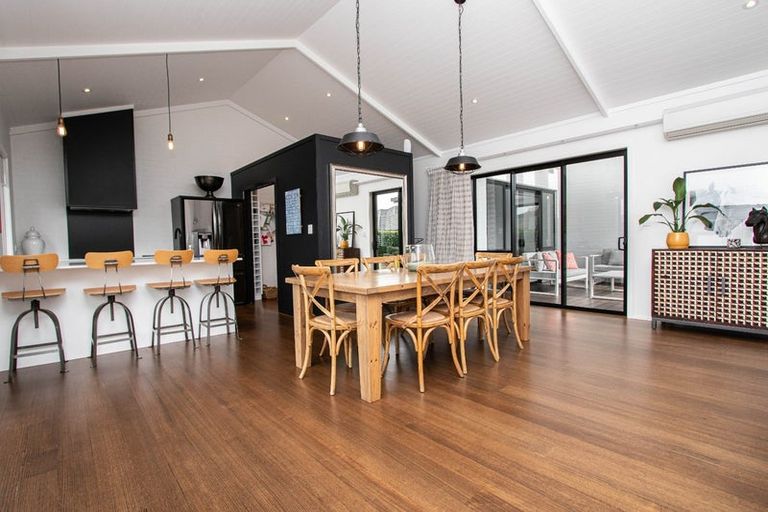 Photo of property in 101 Saint Kilda Road, Cambridge, 3434