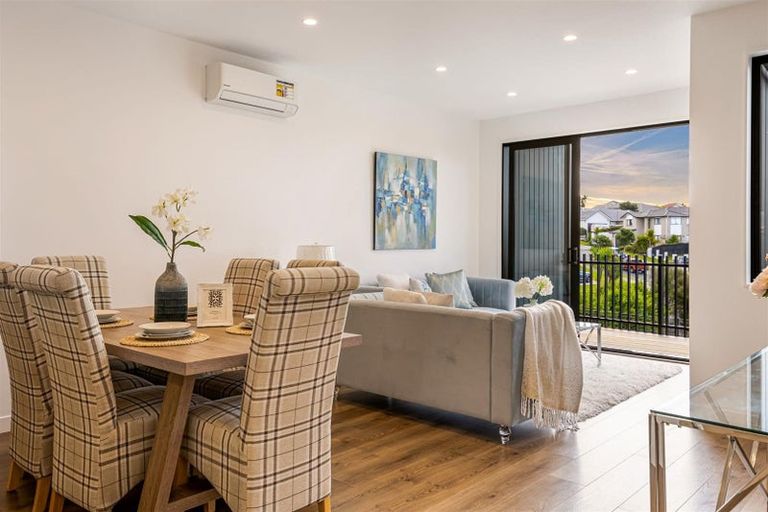 Photo of property in 58 Westgate Drive, Massey, Auckland, 0614