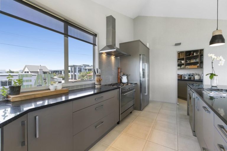 Photo of property in 1022a Papamoa Beach Road, Papamoa Beach, Papamoa, 3118