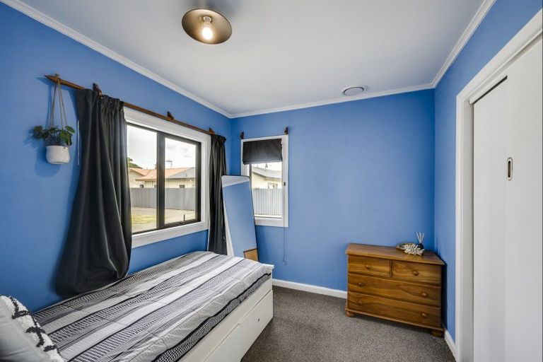 Photo of property in 13 Howard Road, Taradale, Napier, 4112