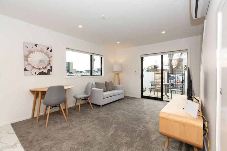 Photo of property in 2/158 Kilmore Street, Christchurch Central, Christchurch, 8013