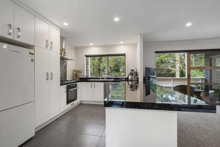 Photo of property in 23 Tainui Road, Titirangi, Auckland, 0604
