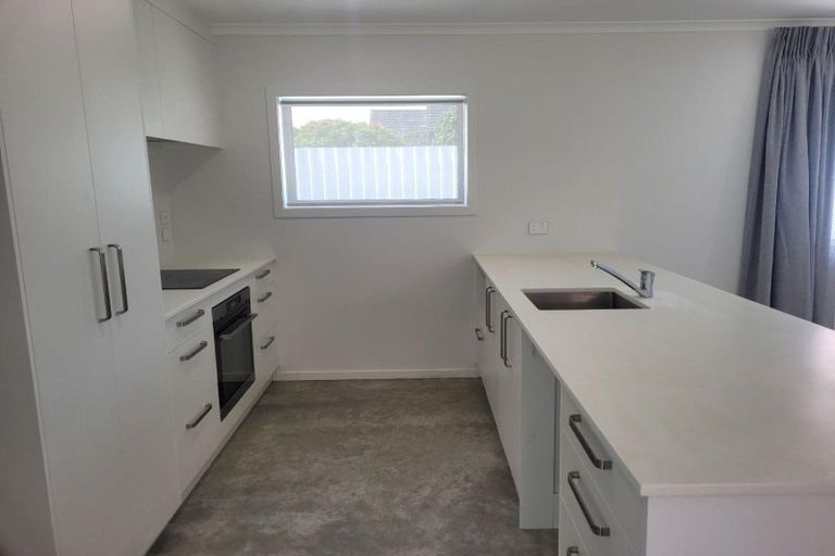 Photo of property in 30 Wrantage Street, Westown, New Plymouth, 4310