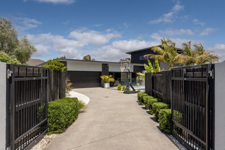 Photo of property in 35 Rota Close, Papamoa Beach, Papamoa, 3118