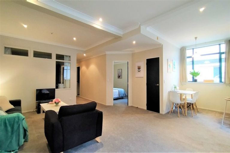 Photo of property in Vicino Apartments, 25/33 Taranaki Street, Te Aro, Wellington, 6011