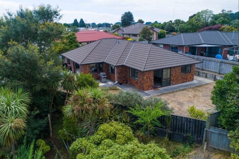 Photo of property in 5 Fytfield Place, Paraparaumu, 5032