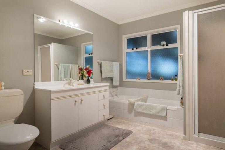 Photo of property in 133 Carlton Street, Bellevue, Tauranga, 3110