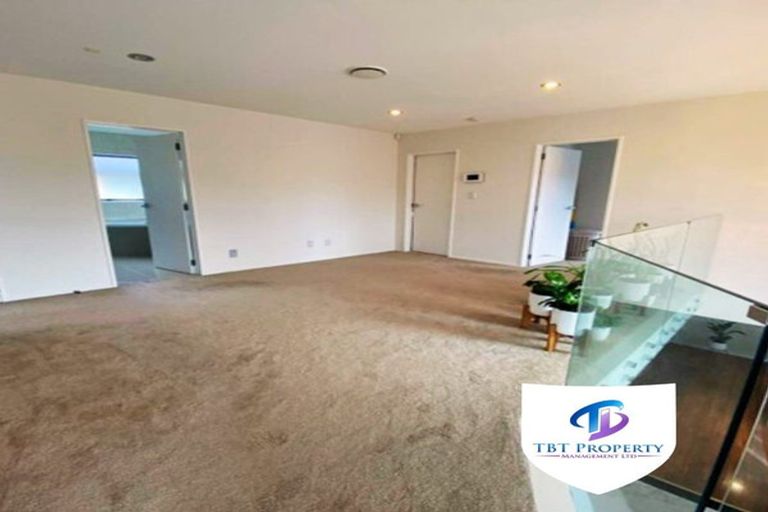 Photo of property in 1 Cranford Drive, Flat Bush, Auckland, 2019