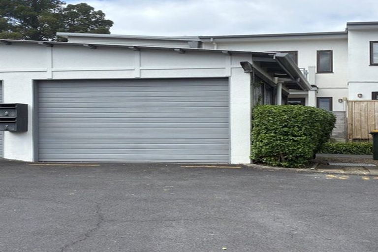 Photo of property in The Grange, 7/92 Bush Road, Albany, Auckland, 0632
