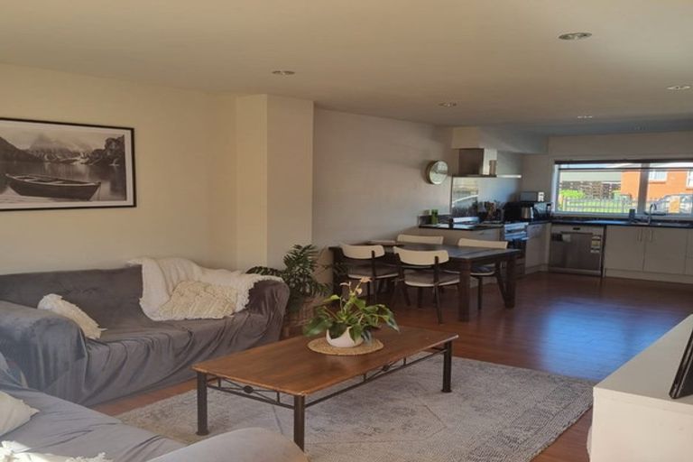 Photo of property in 1u1 June Place, Hamilton East, Hamilton, 3216