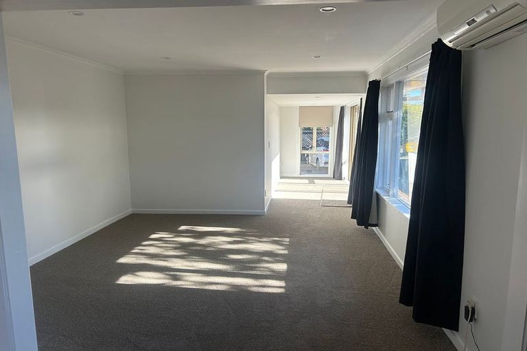 Photo of property in 14 Shaftesbury Street, Avonhead, Christchurch, 8042