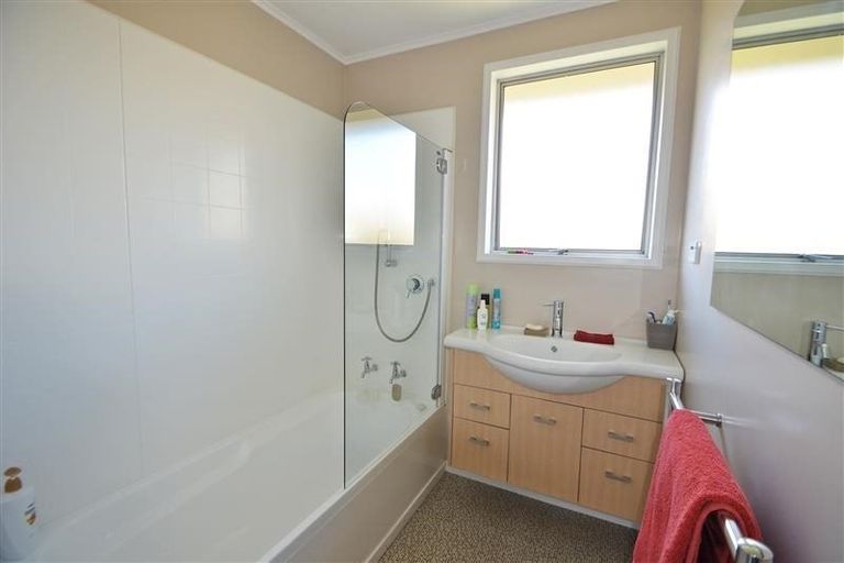 Photo of property in 105 Inniscort Street, Cromwell, 9310