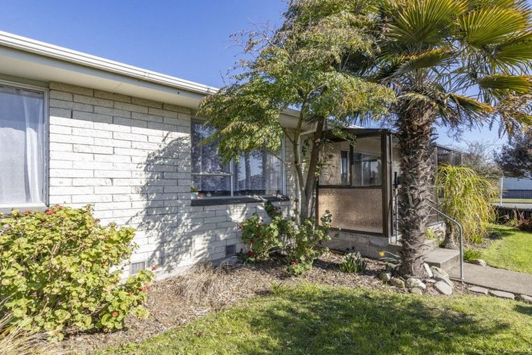 Photo of property in 2 Bayswater Crescent, Bromley, Christchurch, 8062