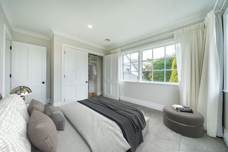 Photo of property in 29 Padnell Crescent, Paparangi, Wellington, 6037