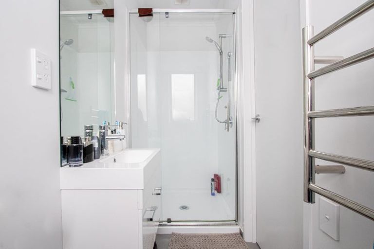 Photo of property in 1u2 Hibiscus Avenue, Hamilton Lake, Hamilton, 3204