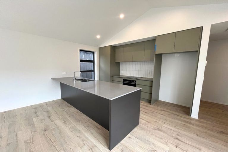 Photo of property in 33 Friesian Close, Jacks Point, 9371