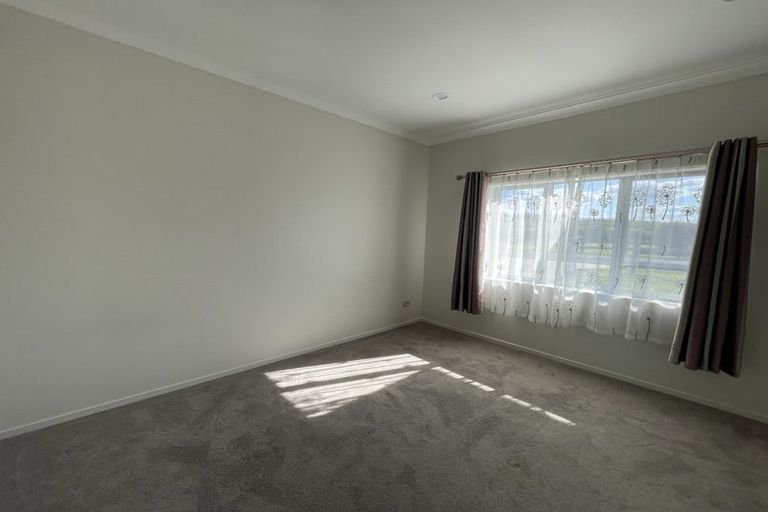Photo of property in 9 Mclachlan Way, Pokeno, 2471