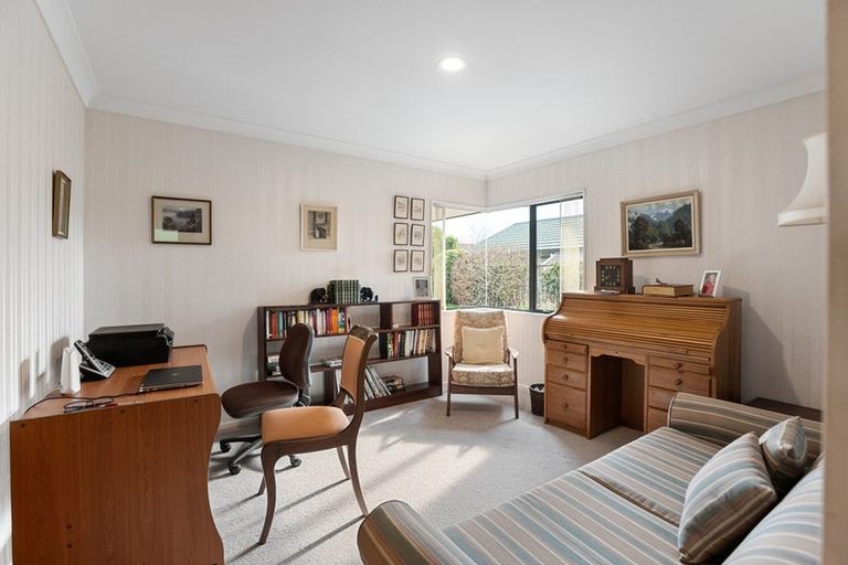 Photo of property in 58 Cedar Drive, Paraparaumu Beach, Paraparaumu, 5032