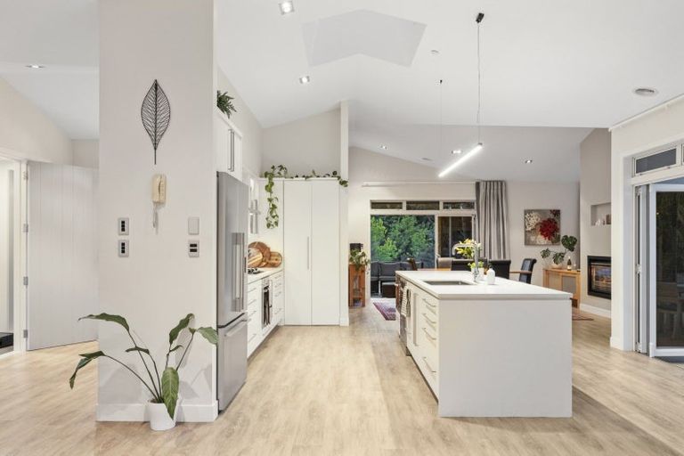 Photo of property in 50r Saint Regis Way, Bethlehem, Tauranga, 3110