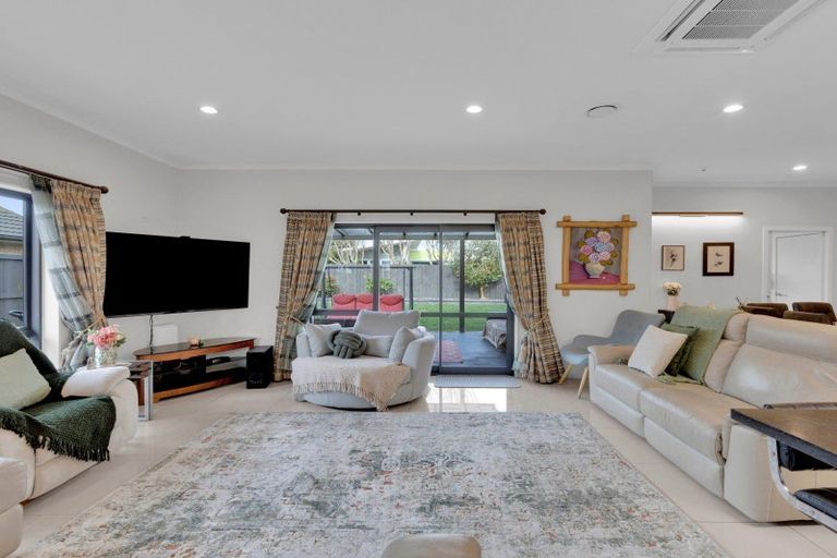 Photo of property in 9 Aquila Crescent, Rototuna North, Hamilton, 3210